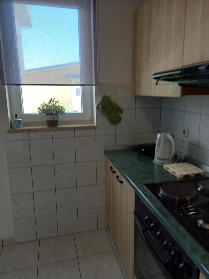 Apartman Katica Banjol Eksteriør bilde